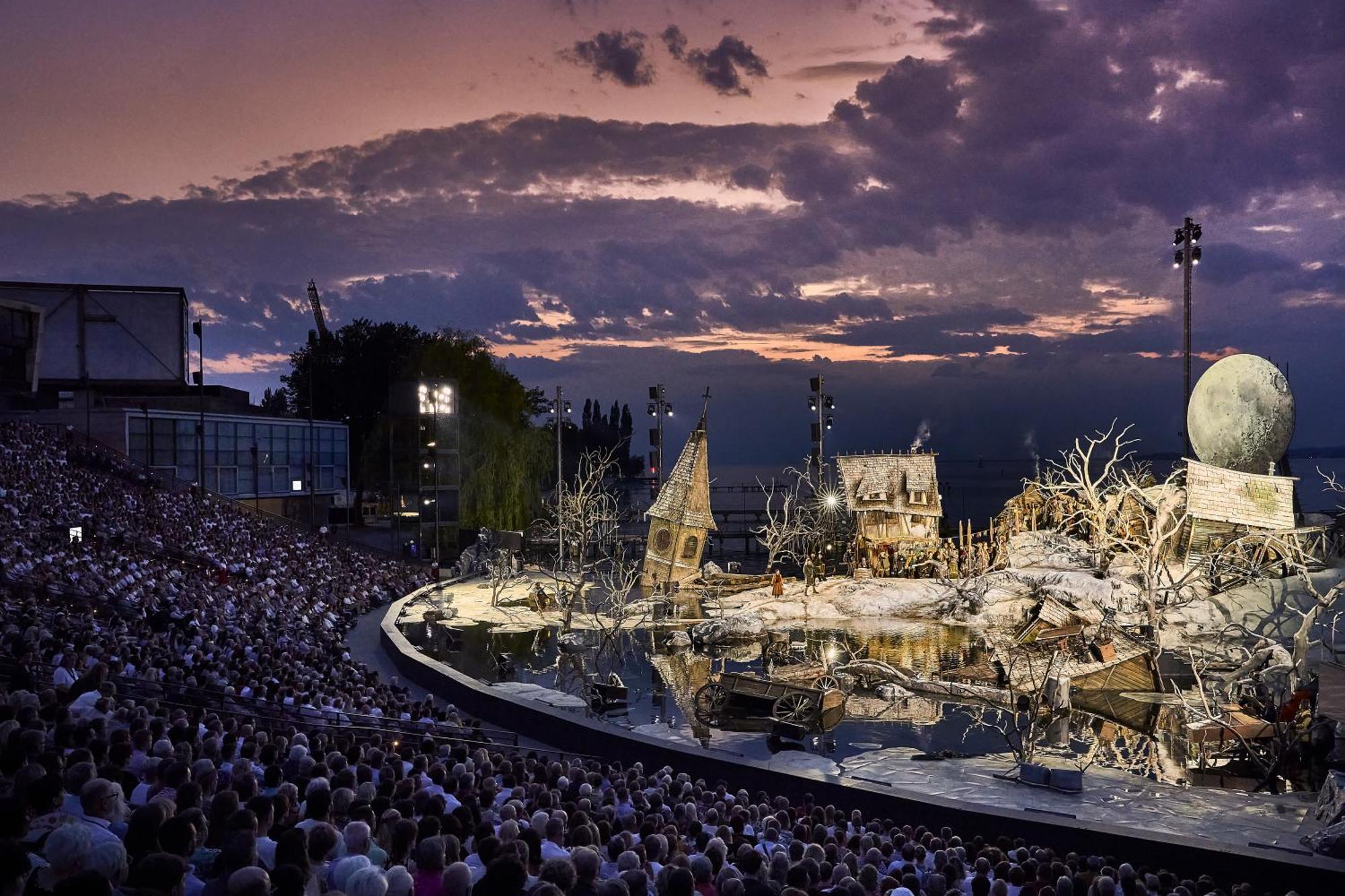 Stadtjuwel Mit Pfänderblick Bregenz